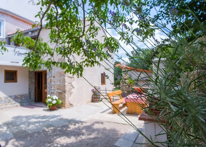 Nonna Stara Guest house Polje (Krk)